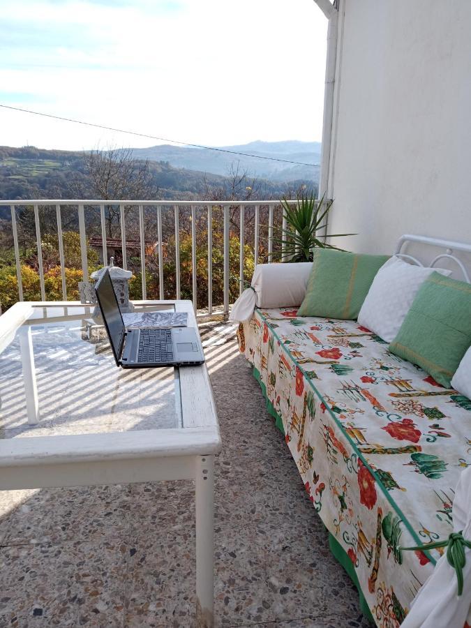 Casa Miraxures Con Vistas A La Sierra Del Xures Guest House Ourense Exterior photo